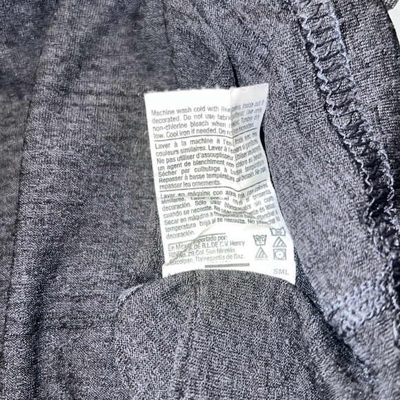 Mens Large Dark Grey Champion Breathable T-shirt - Picture 6 of 6